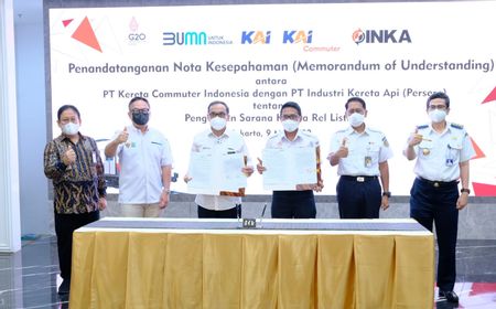 Dapat Komitmen Penyediaan 16 Kereta Produksi INKA, KAI Commuter Siap Sediakan Transportasi KRL Ramah Lingkungan