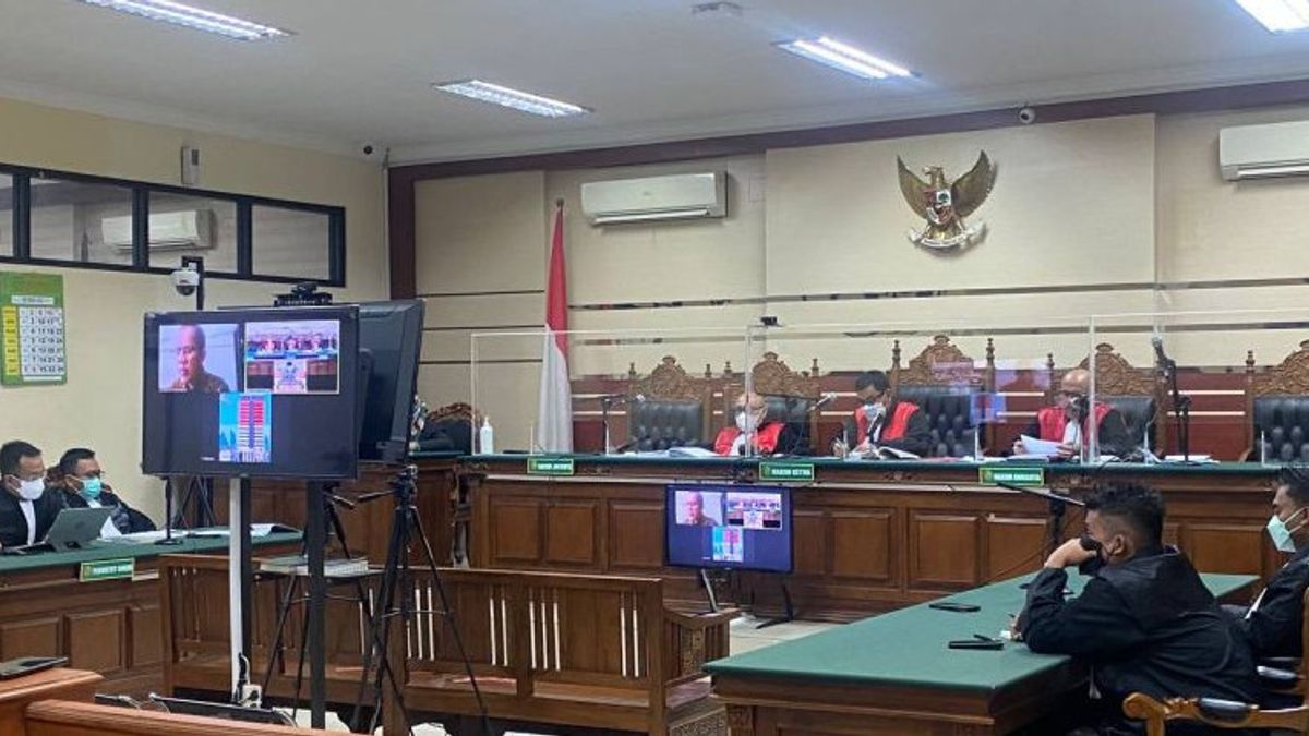Inactive Surabaya District Court Judge Itong Isnaeni Was Sentenced To 5 ...