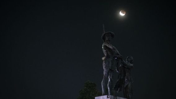 BMKG: Les Moluques Subissent Une éclipse Lunaire Partielle