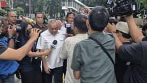 Diperiksa KPK Hampir 8 Jam, Eks Bendahara Amphuri Bantah Dicecar Soal Setoran untuk Dapat Kuota Haji