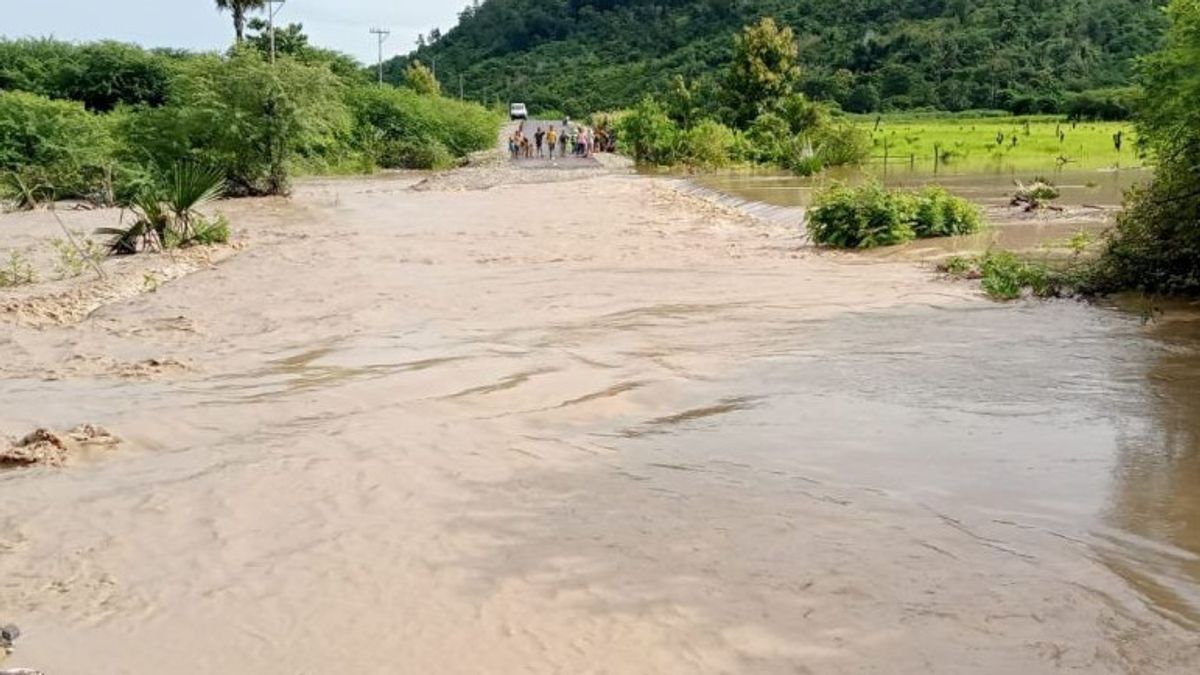 洪水袭击了塔卡里古邦定居点，博公河水流入惹兰蒂莫尔拉亚路