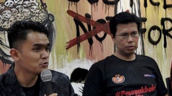 Valentino Simanjuntak Demands Live Football Broadcast Apologize Via Video Complete With Account Owner's Name And Address