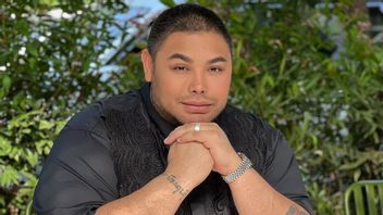 イワン・グナワン・アクイは結婚するまで「白人」とデートしたい