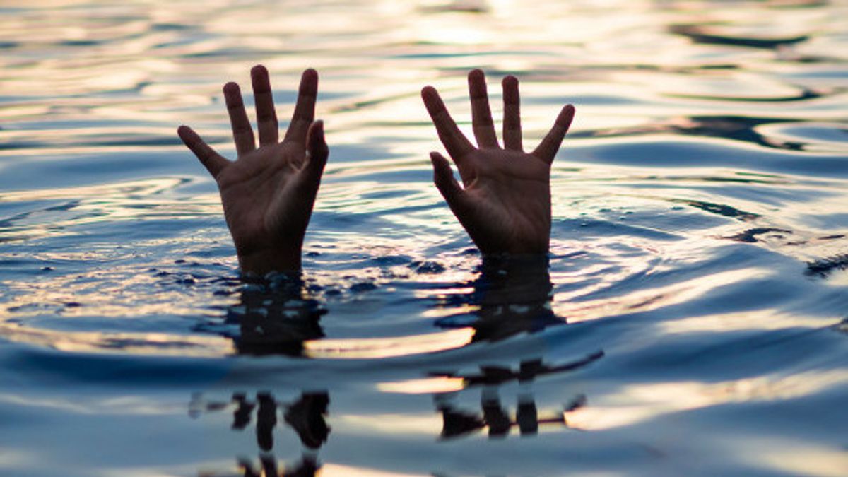 مسابقة السباحة في طيران كوبانغان السابق للحفر الرملي ، غرق صبيان في تانجيرانج