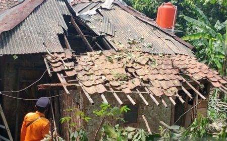 Sukamakmur Bogor Diterjang Angin Kencang, 38 Rumah Rusak