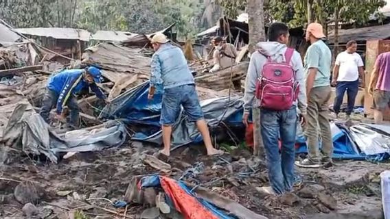 Pascaerupsi Gunung Lewotobi Laki-laki, Pemkab Flores Keluarkan Status Tanggap Darurat