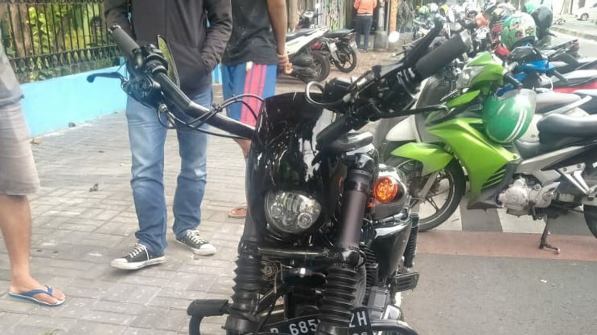 Ibu-ibu Penjual Kopi Tewas Ditabrak Motor Harley Davidson di Menteng