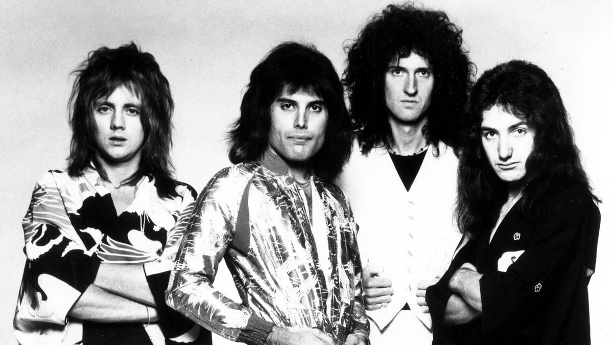 约翰·迪康(John Deacon)重返皇后团,执行特别任务
