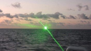 Philippines Sewot Its Patrol Veterinary Fired Sinar Laser Ship From China's Military Ship