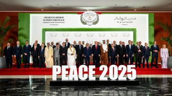 الرئيس عباس: قمة غزة خطوة مهمة للقبض الفلسطيني