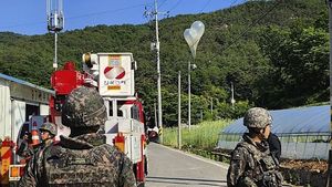 Korea Selatan Kembangkan Drone untuk Perangi Balon Sampah Korea Utara