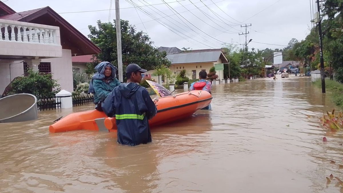 Banjir Kudus Jateng Meluas ke 23 Desa, Jalan Pantura Terendam