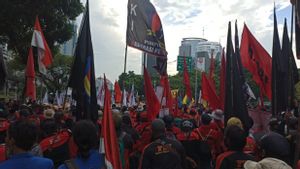 Situasi Terkini Demo di Patung Kuda, Buruh Mundur ke Gambir dan Bubarkan Diri