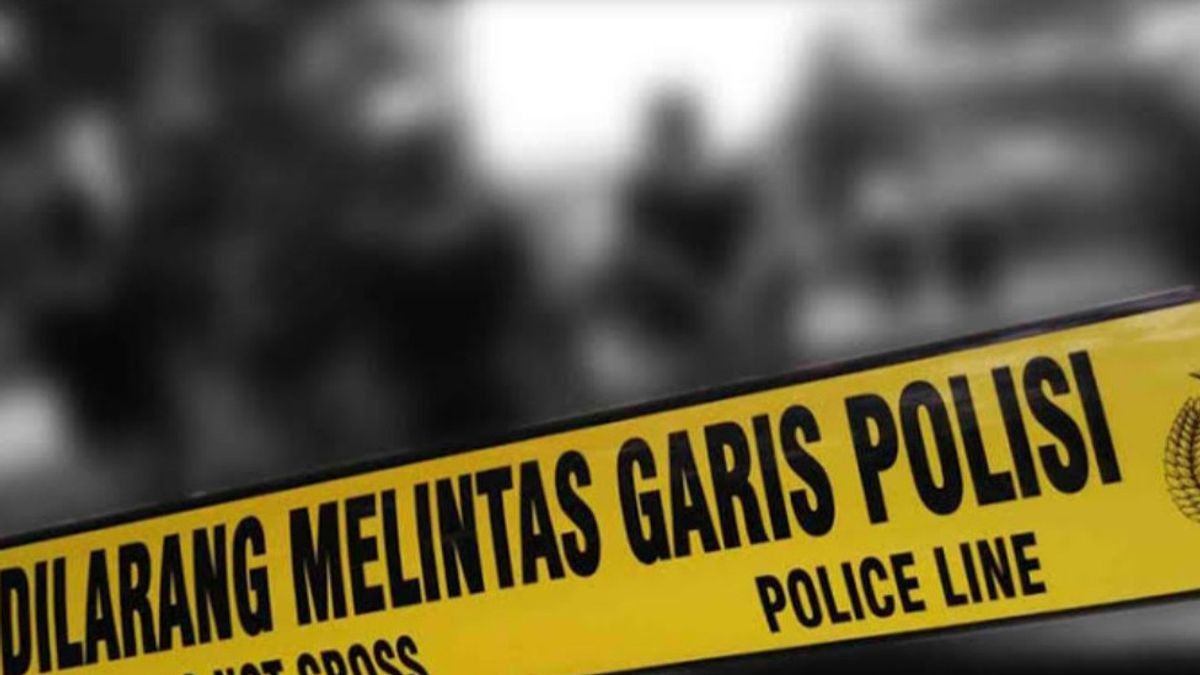 警方调查在Karang Tengah Pagedangan村发现男子尸体