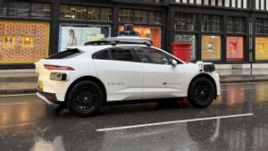 AS Buka Penyelidikan Setelah Mobil Otonom Waymo Tabrak Anak di Dekat Sekolah, Luka Ringan