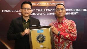 [FOTO] Bank Danamon Menerima Penghargaan pada ajang 6th The Iconomics Indonesia Best Financial Awards 2024