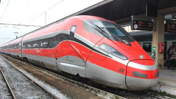 L’Italie Prépare Le Service De Train Gratuit COVID-19 Pour Les Destinations Touristiques