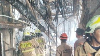 Petugas Ungkap Beberapa Jenazah Ditemukan di Lantai 8 Ruang Karaoke Mal Glodok Plaza