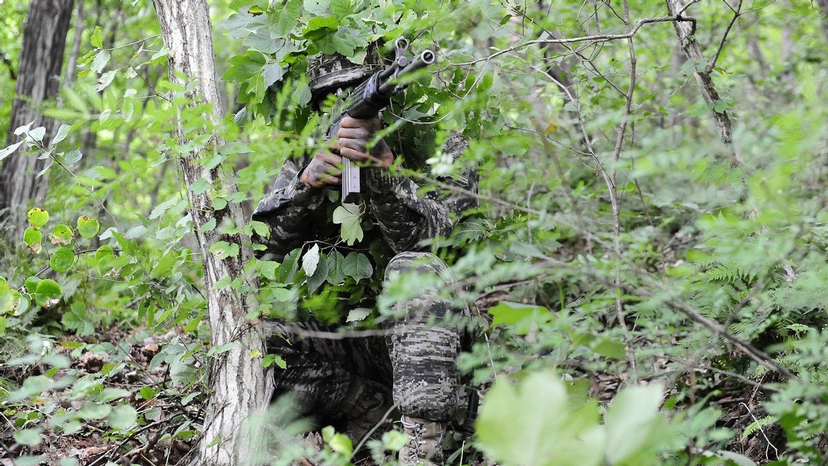 ポーランドに「逃亡」し、ロシアのウクライナ侵攻と戦う計画とされる、韓国海兵隊員が拘束