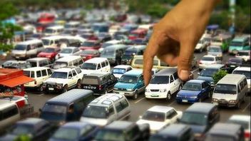 Pemerintah 'Talangin' Pajak Mobil dan Properti Rp7,9 Triliun