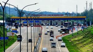 15.246 Kendaraan Masuk Gerbang Tol Kalikangkung Semarang