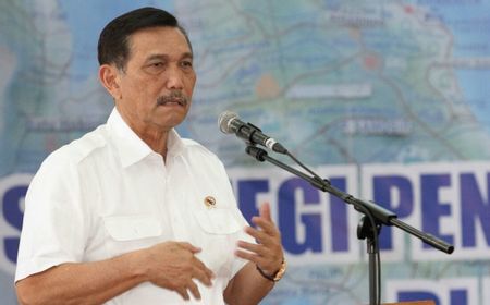 Luhut: Saya Minta China Bangun Hotel di Daerah Wisata Danau Toba