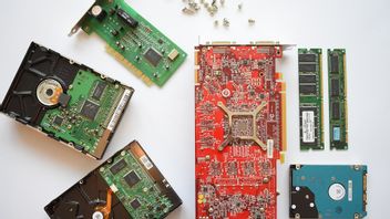英特尔推出芯片制造技术，声称比竞争对手更快