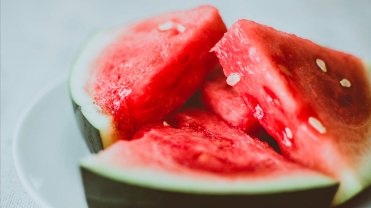 Viral Watermelon Diet untuk Menurunkan Berat Badan, Efektif atau Berbahaya?