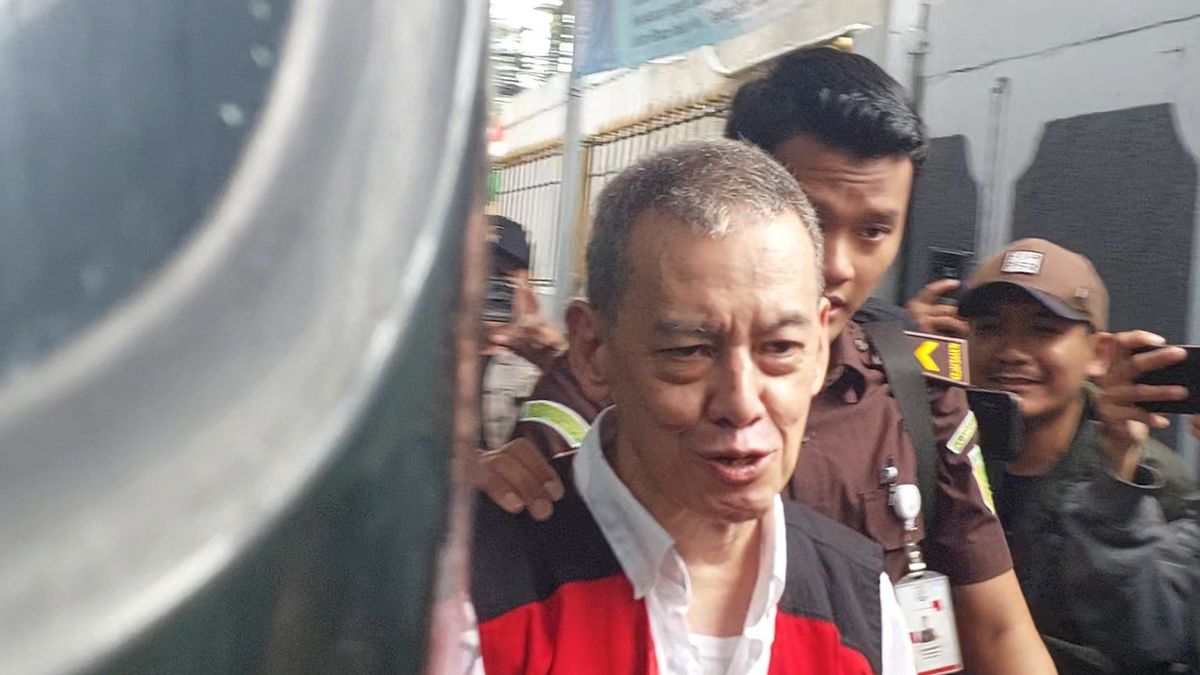 Dituntut 6 Tahun Bui dan Denda Rp 800 Juta, Fariz RM: Saya Jalani Saja   