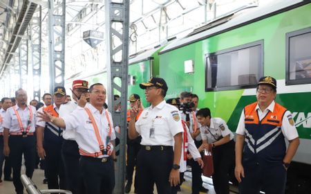 Jelang Natal dan Tahun Baru, KAI Lakukan Inspeksi Kereta Lintas Pulau Jawa