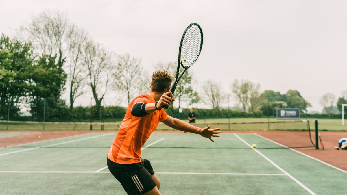野外网球击球技巧：5 这些步骤可以制作 Jago！