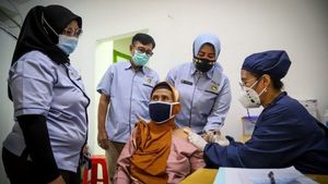 Kemenkes Percepat Vaksin Lansia di Bulan April, Sentra Vaksinasi Bakal Dibuka di Seluruh Indonesia