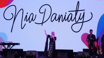 Nia Daniaty シルバーアニバーサリー ワハナメディアエンターテインメントに出演し、地域ポップミュージックの持続可能性をサポート