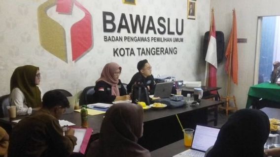 巴瓦斯卢·坦格朗(Bawaslu Tangerang)找到4 ASN 加入其中一个帕斯隆宣言