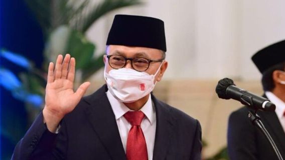 Reshuffle dan Persoalan Minyak Goreng