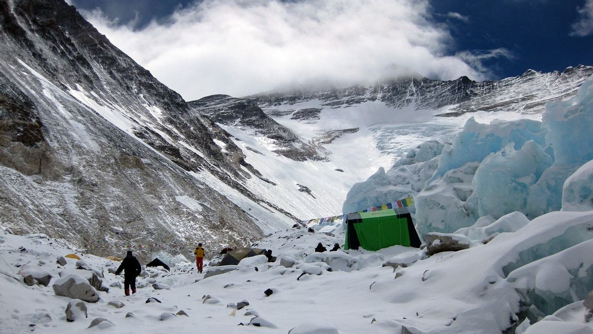 Nepal Berencana Batasi Izin Pendakian Everest Hanya untuk Pendaki Berpengalaman