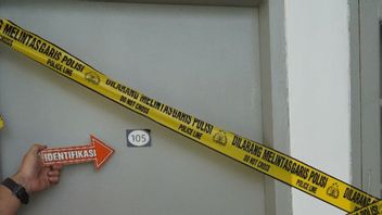 警察のアリ・ダル外交官の死のベールを開く ラップトップ経由の会話の内容をポケットに入れる
