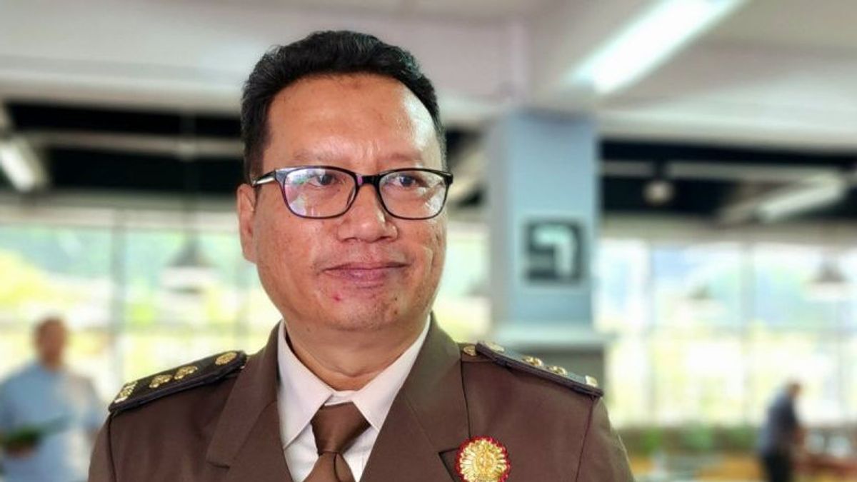 Kejati Jateng Periksa Rektor UNS