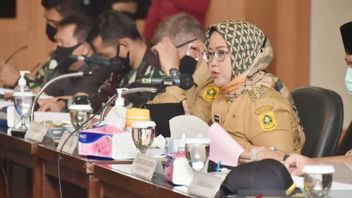 Using The Assumption Of 1 Civil Servant In Bogor Serves 350 People, Regent Ade Yasin Asks Center To Open CPNS Acceptance