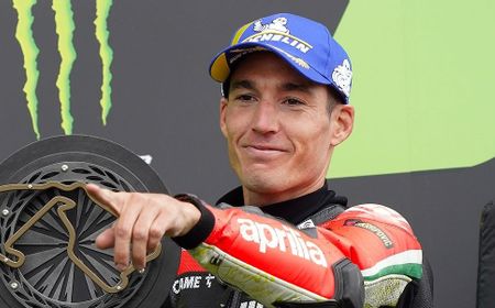 Cerita Espargaro Tunggu Bagnaia Lakukan Kesalahan di Race