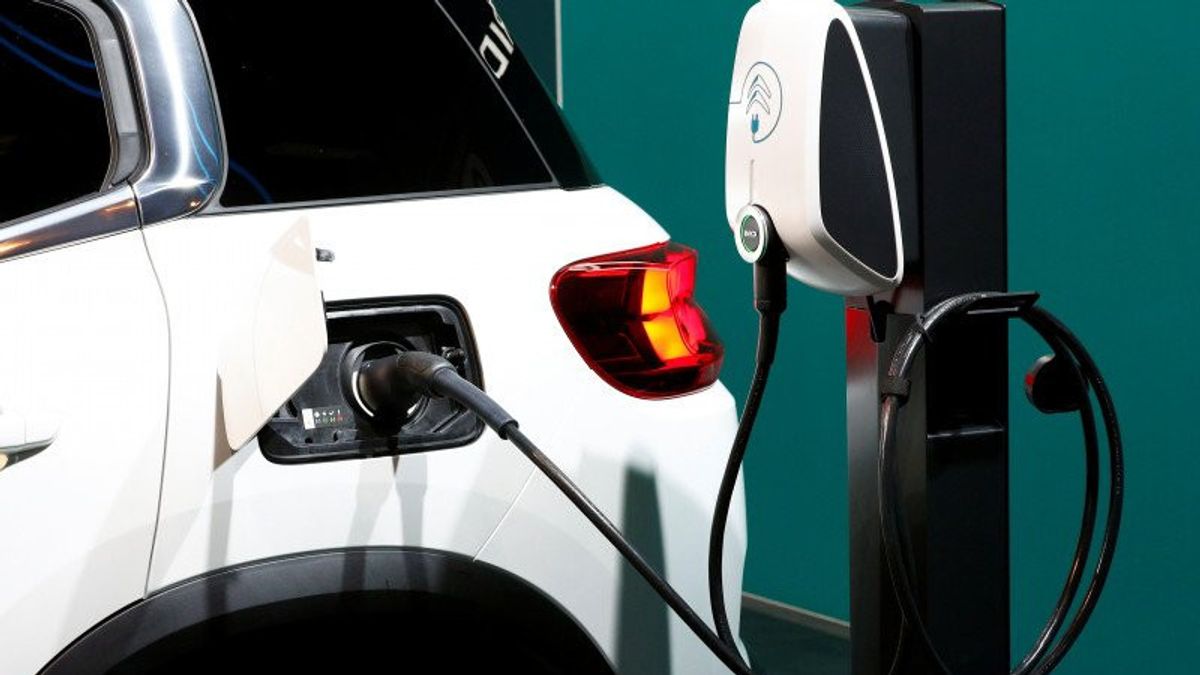 北スマトラ州政府は電気自動車税を引き下げ、KESDMは他の地域もそれを行うことを望んでいます