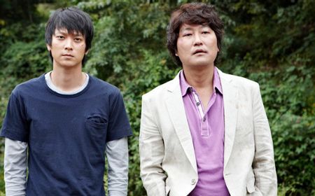 Song Kang Ho, Kang Dong Won, dan Bae Doona Bermain dalam Film Broker