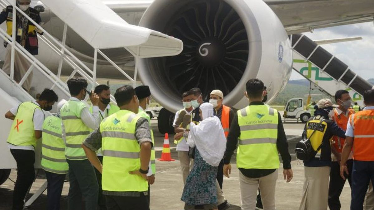<i>Alhamdulillah</i>, Jemaah Kloter Tiga Aceh Akhirnya Terbang Juga ke Tanah Suci Setelah 2 Kali Tertunda