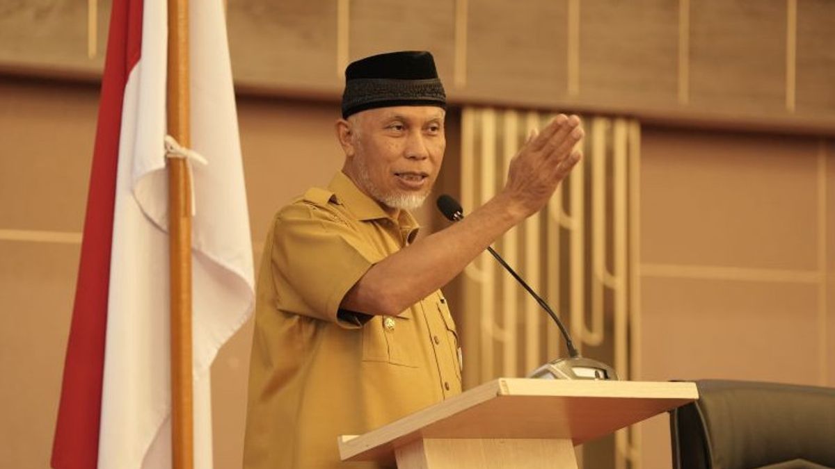 Le nom du gouverneur de Sumatra occidental Mahyeldi est suspendu pour fraude en fonds de subvention