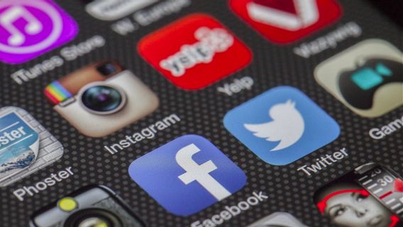 Media Sosial Dapat Mengganggu Kehidupan Seksual, Kok Bisa?
