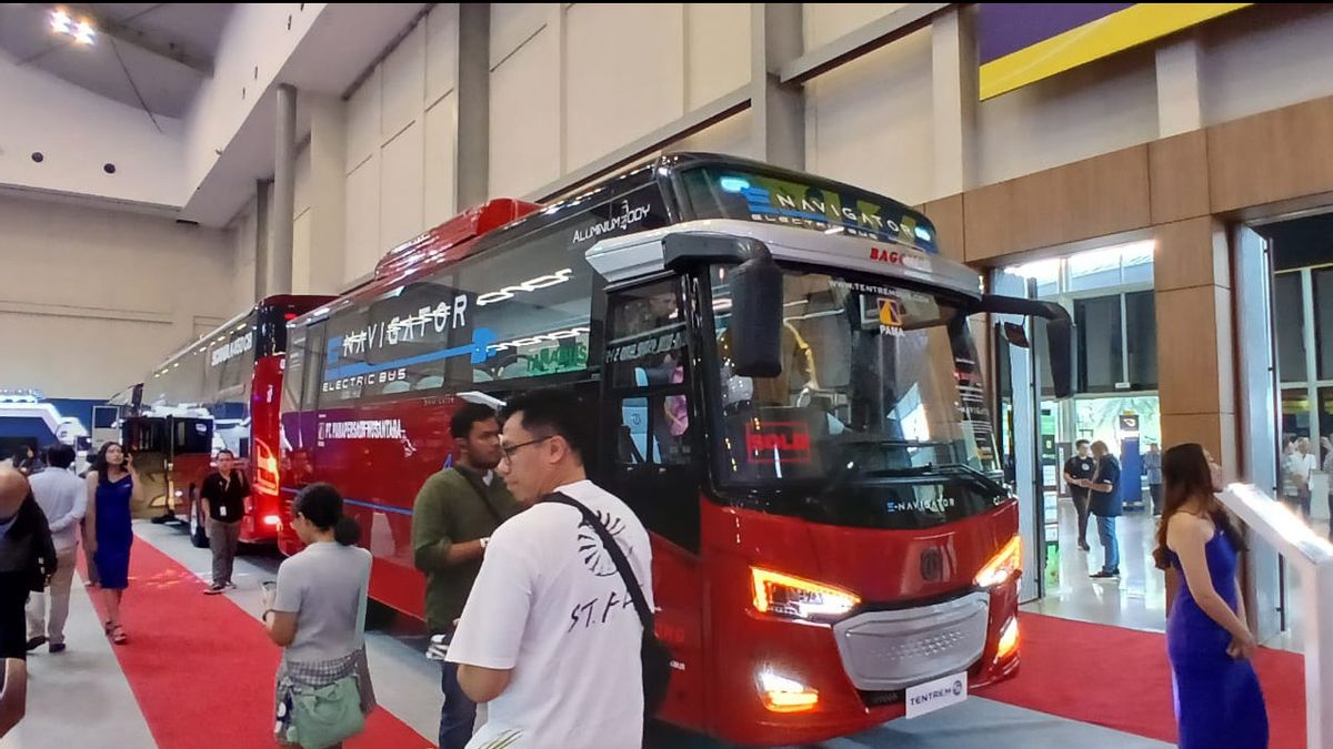 L’entraînement est présent au GIIAS 2024, exhibant un certain nombre de lignes de bus intéressantes il y a des bus électriques