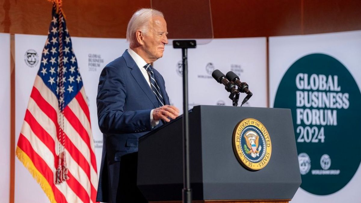 Iran Serang Israel, Biden dan Kamala Harris Bertemu Pejabat Keamanan Nasional AS