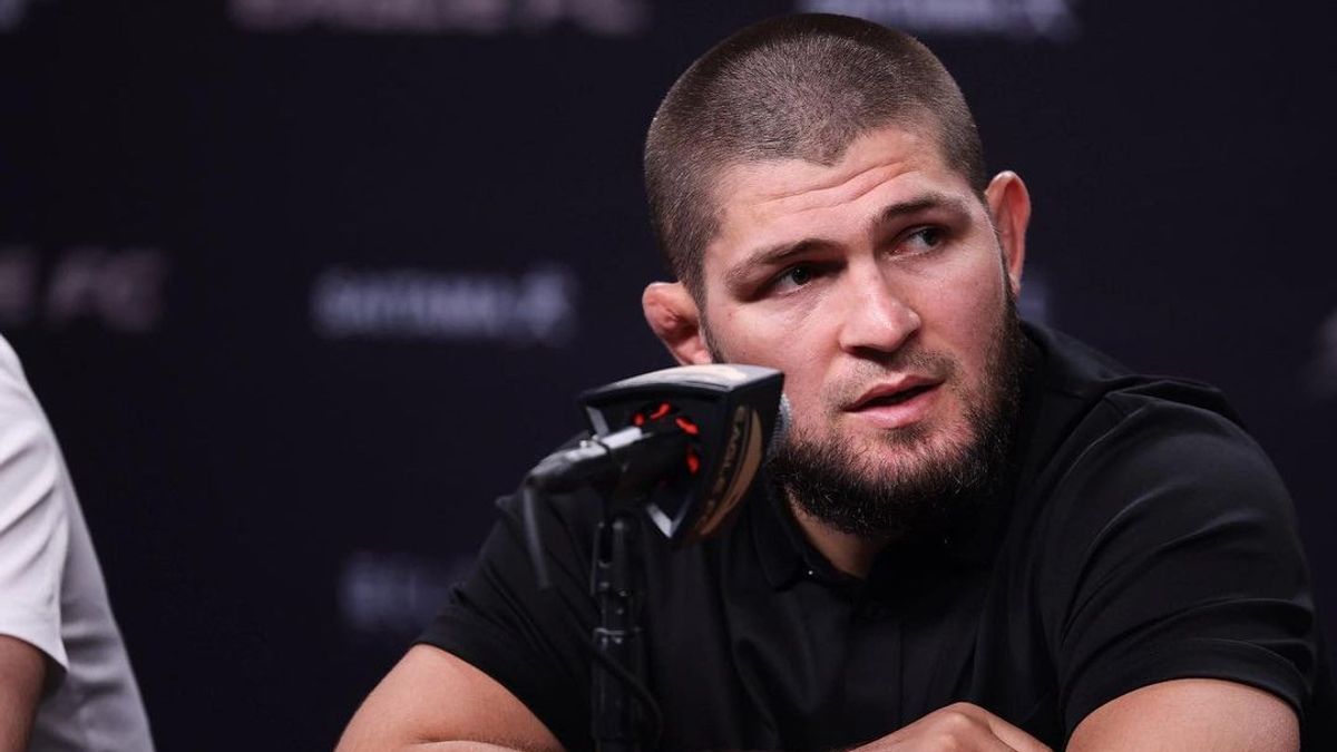 If Khabib Nurmagomedov Decides To "go Down The Mountain", This One UFC Fighter Could Be A Tough Opponent