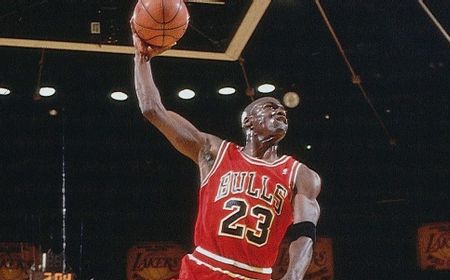 Tolak Kisah Hidupnya Dibuat Film, Michael Jordan: Hmm, Saya Belum Siap