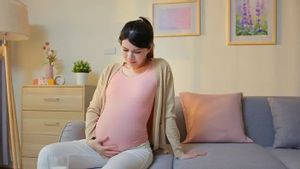 Kenapa Ibu Hamil Susah BAB? Ketahui Penyebab dan Cara Mengatasinya